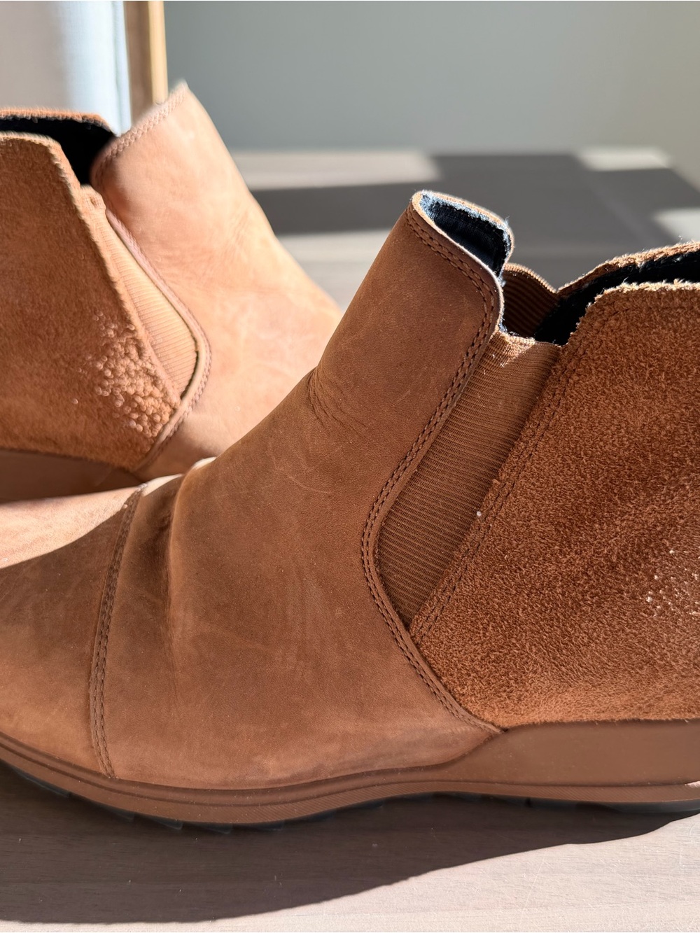 Women's Sorel Tan Suede Chelsea Ankle Boots - Classic Slip-On Style